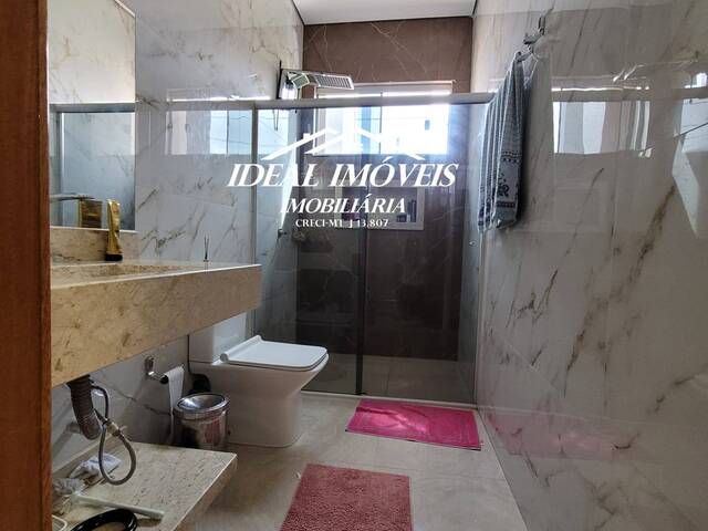 Casa para Venda em Juína - 4