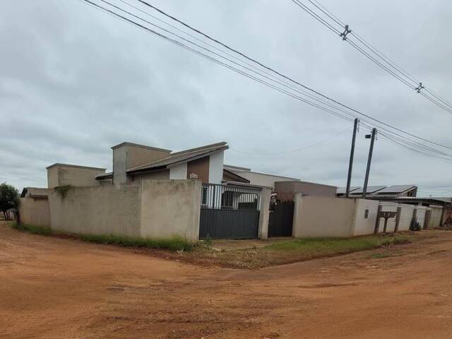 #176 - Casa para Locação em Juína - MT - 1