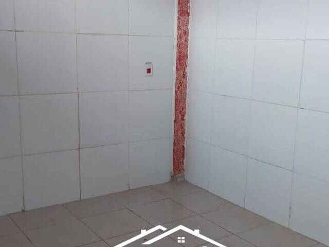 Salão Comercial para Venda em Juína - 4