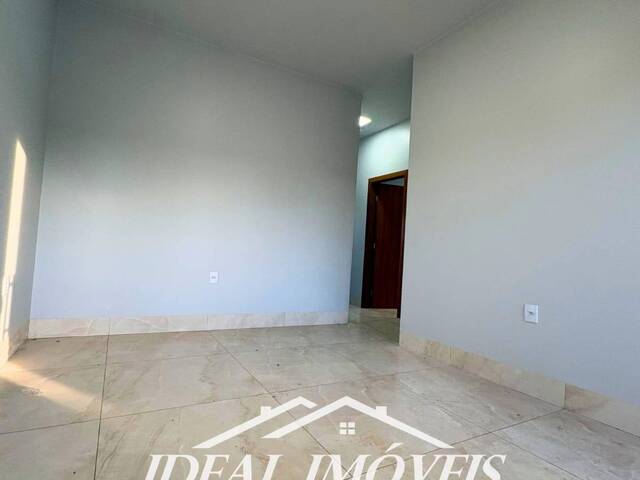 Casa para Venda em Juína - 3